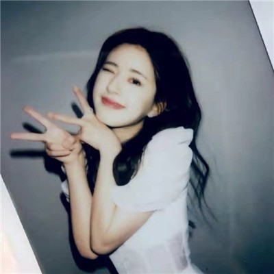 为什么男人喜欢紧紧的抱着你睡?因为爱你