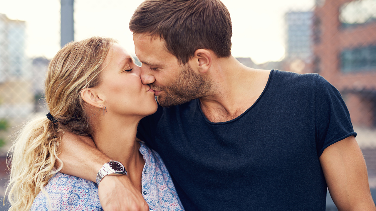 {怎么提高性生活质量 改善性生活质量的六个标准}