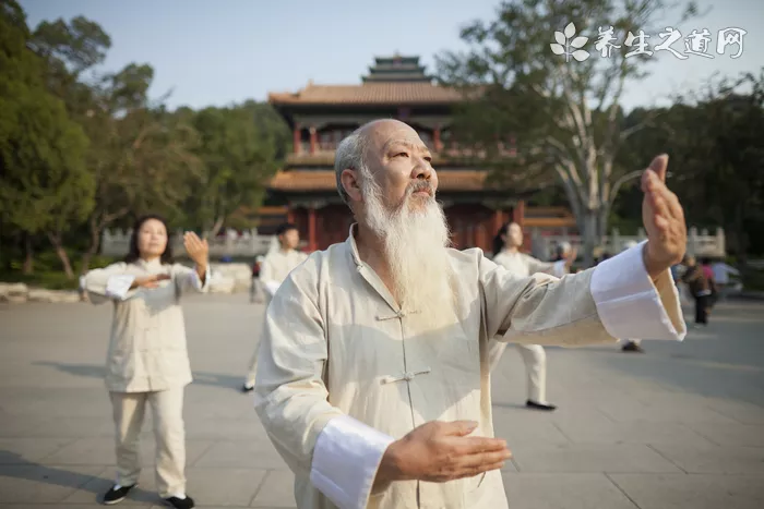 男人气滞血瘀的症状有哪些？气滞血瘀如何调理