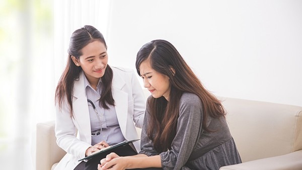 女性感染hpv有什么症状？女性感染hpv的几率有多大？
