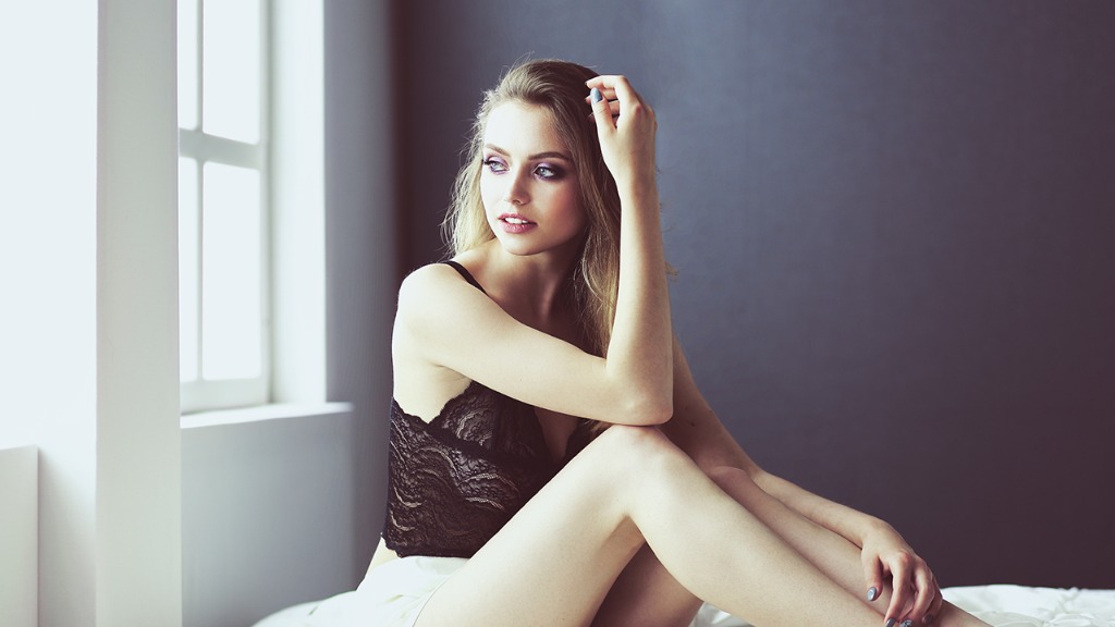 女孩子为啥喜欢穿那种透透的衣服？